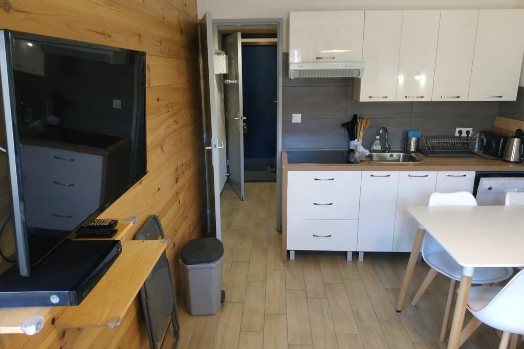 Appartement refait à neuf ski pied des pistes à Val louron Génos Exterior foto